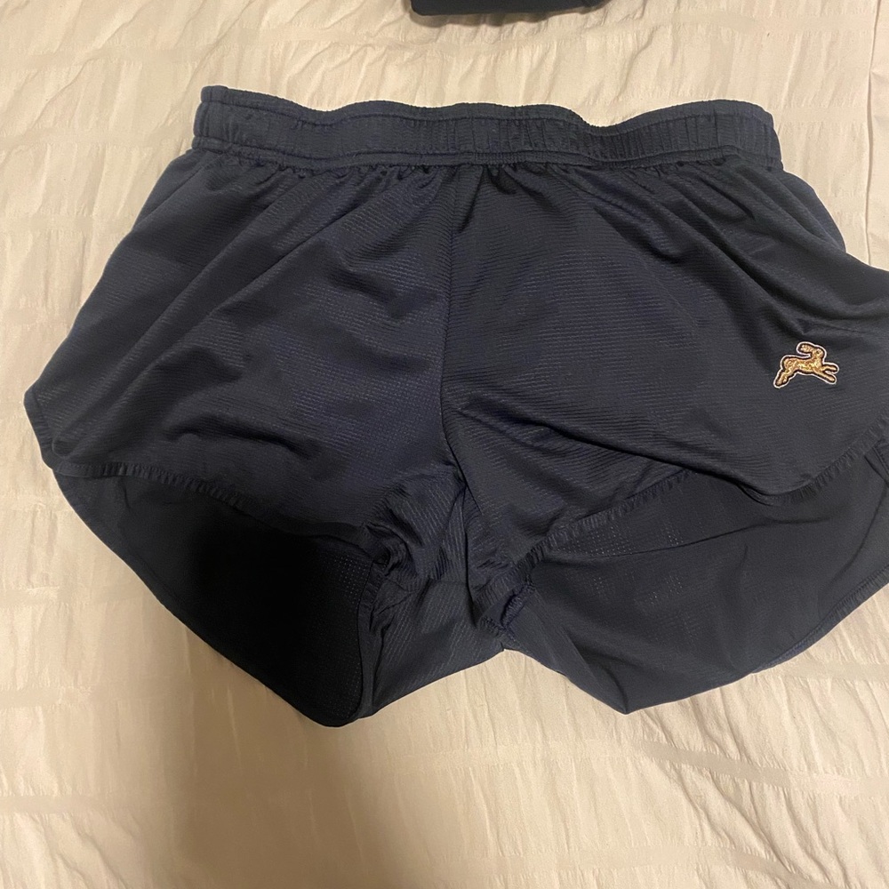 Tracksmith Twilight Split Shorts size small In navy